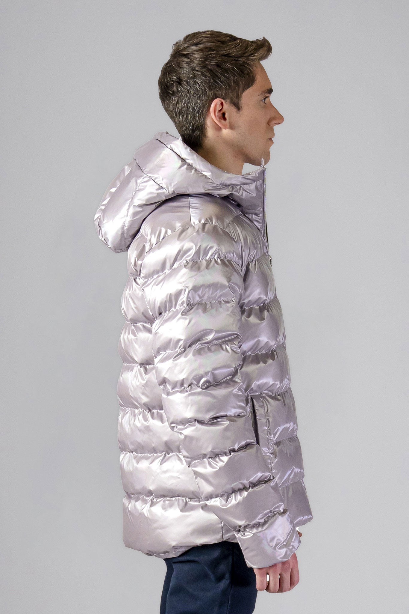 High-end Canadian designer winter coat for men in "Pearl Grey" colour. Woodpecker cruelty-free winter coat designed in Canada. Men's medium weight medium length premium designer jacket for winter. Superior quality warm winter coat for men. Moose Knuckles, Canada Goose, Mackage, Montcler, Will Poho, Willbird, Nic Bayley. Shiny parka. Stylish winter jacket. Designer winter coat.