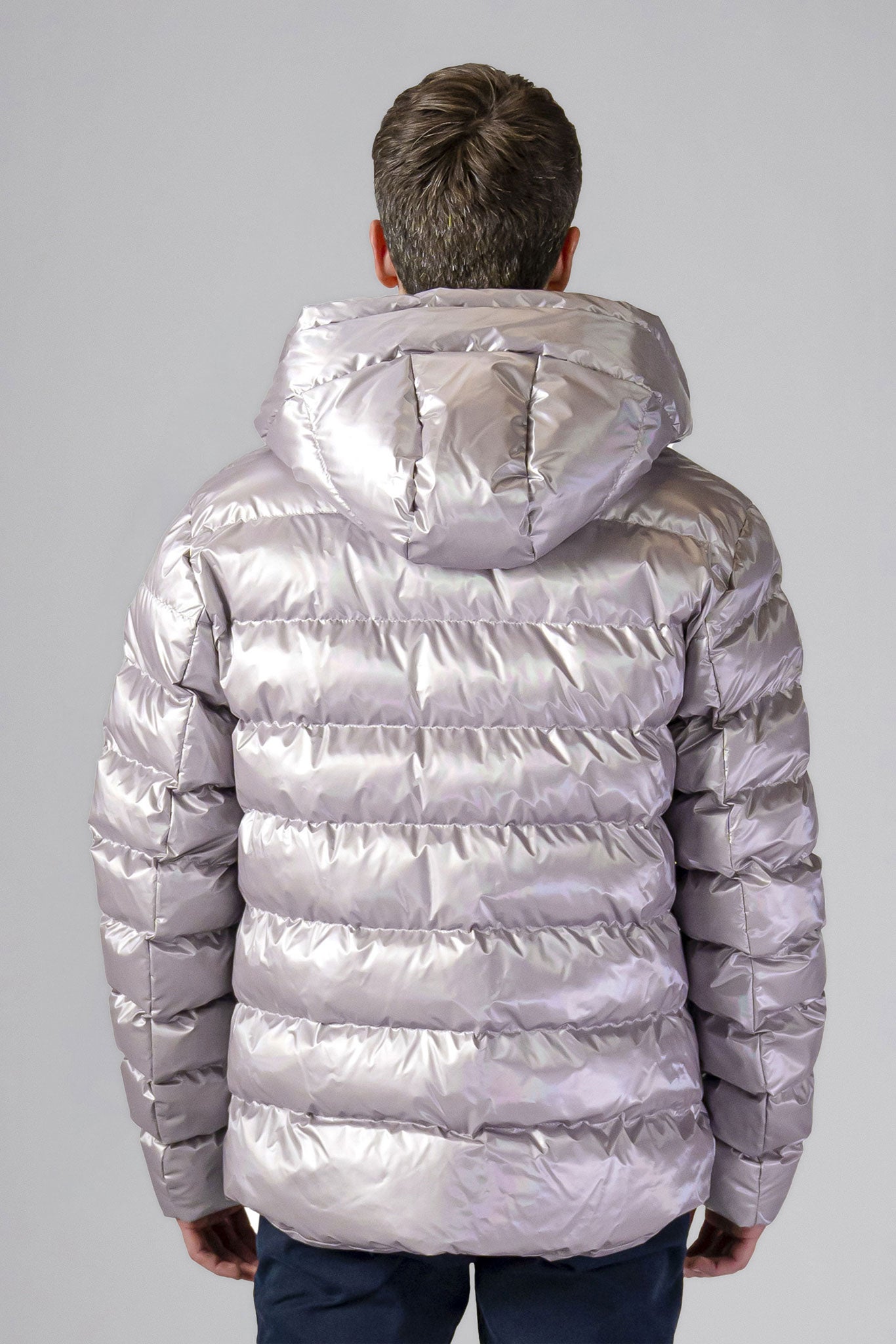 High-end Canadian designer winter coat for men in "Pearl Grey" colour. Woodpecker cruelty-free winter coat designed in Canada. Men's medium weight medium length premium designer jacket for winter. Superior quality warm winter coat for men. Moose Knuckles, Canada Goose, Mackage, Montcler, Will Poho, Willbird, Nic Bayley. Shiny parka. Stylish winter jacket. Designer winter coat.