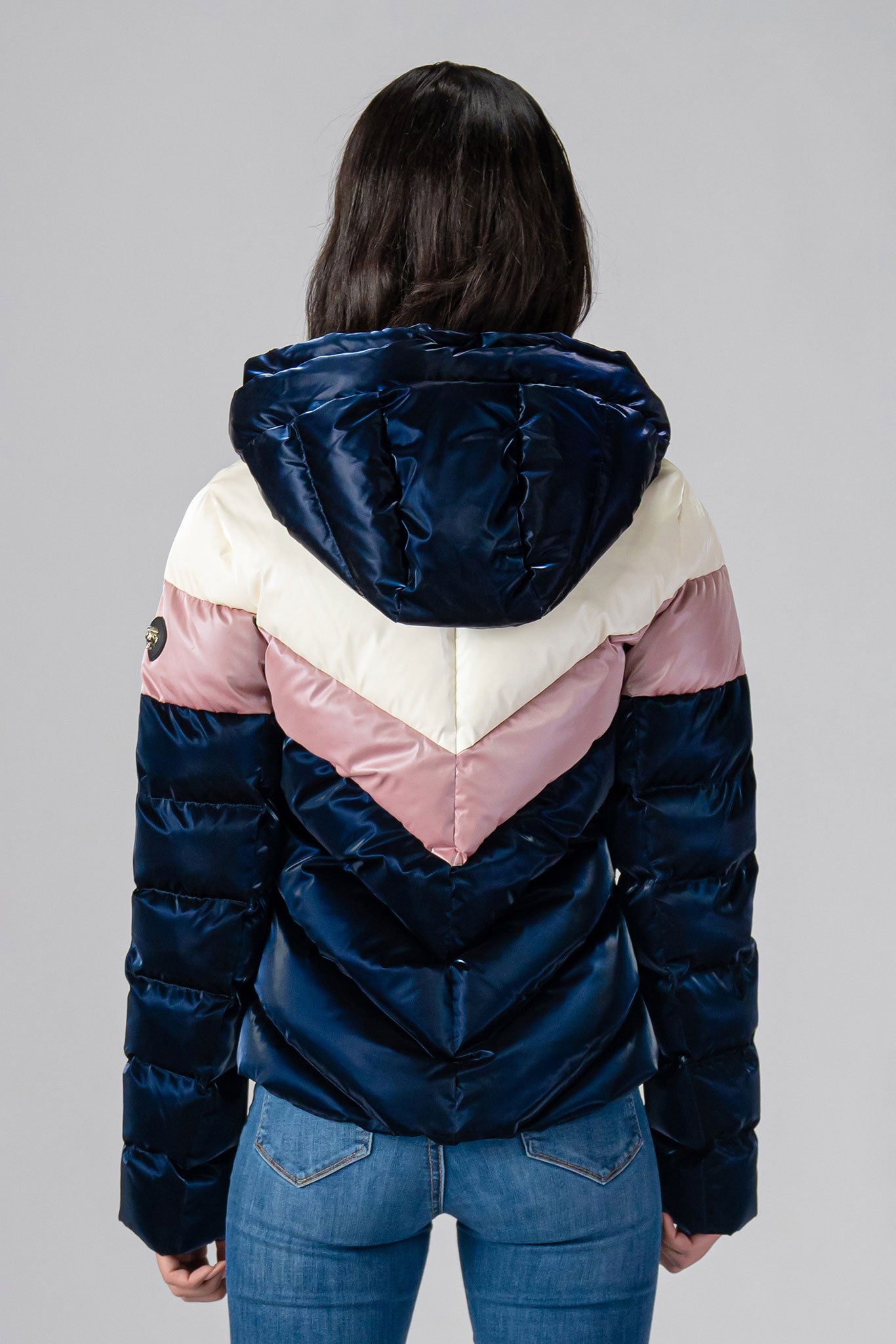 Woodpecker Women's Robin Winter coat. High-end Canadian designer winter coat for women in "Blue Rose" colour. Woodpecker cruelty-free winter coat designed in Canada. Women's medium weight medium length premium designer jacket for winter. Superior quality warm winter coat for women. Moose Knuckles, Canada Goose, Mackage, Montcler, Will Poho, Willbird, Nic Bayley. Extra warm. Shiny parka. Stylish winter jacket. Designer winter coat.